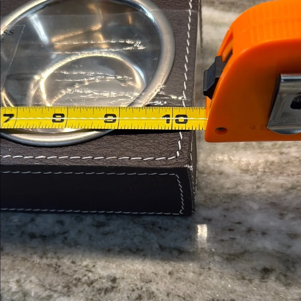 NWT First Class Fido Double Pet Bowl with Brown Leather Holder!